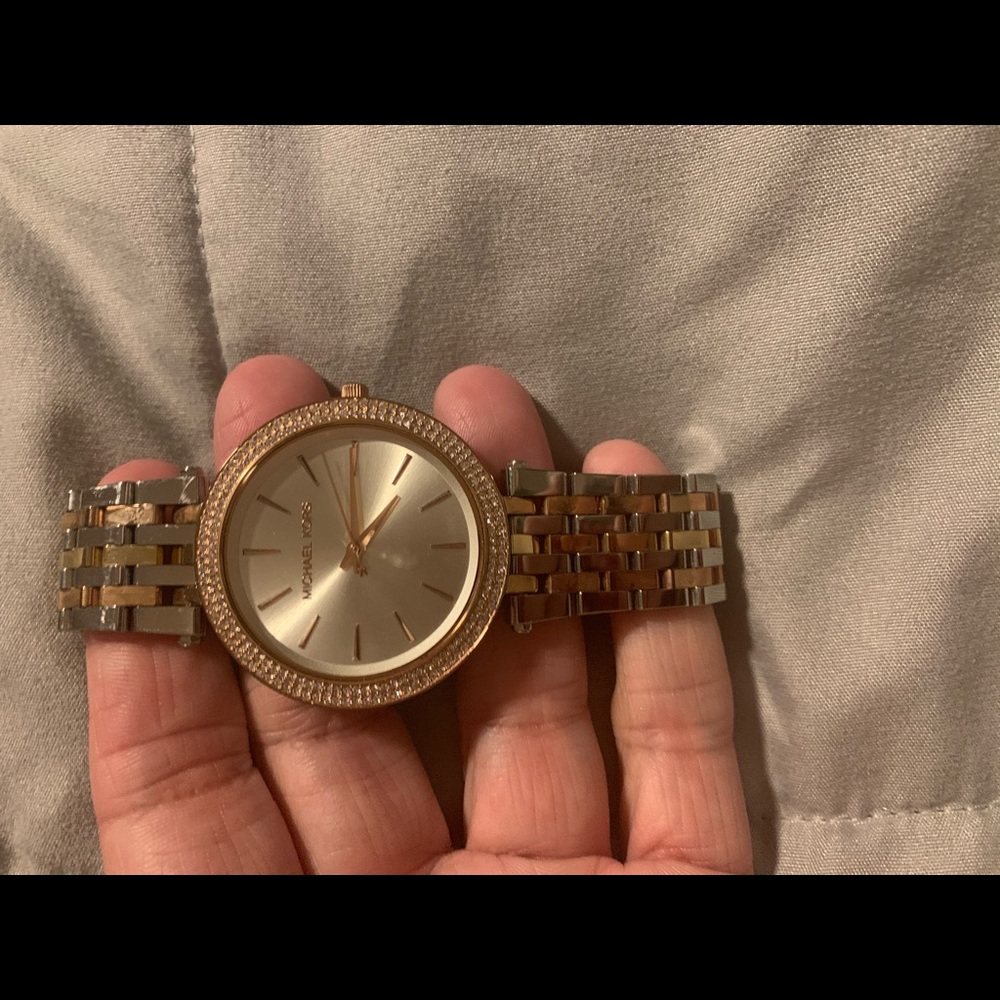 Authentic Michael Kors Darci Women’s Watch - Picture 4 of 8